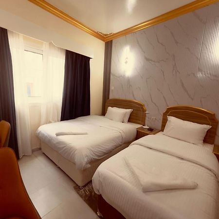 Galaxy Star Hotel Дубай Екстер'єр фото