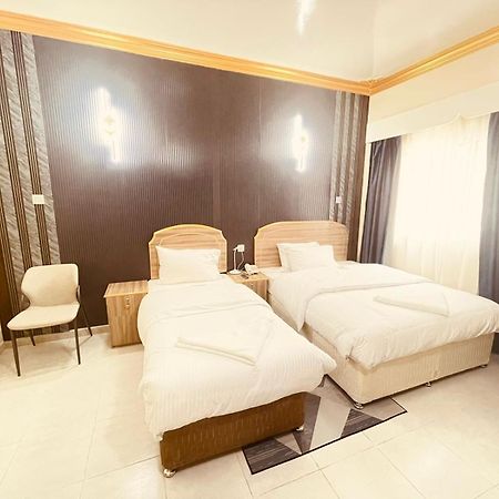 Galaxy Star Hotel Дубай Екстер'єр фото