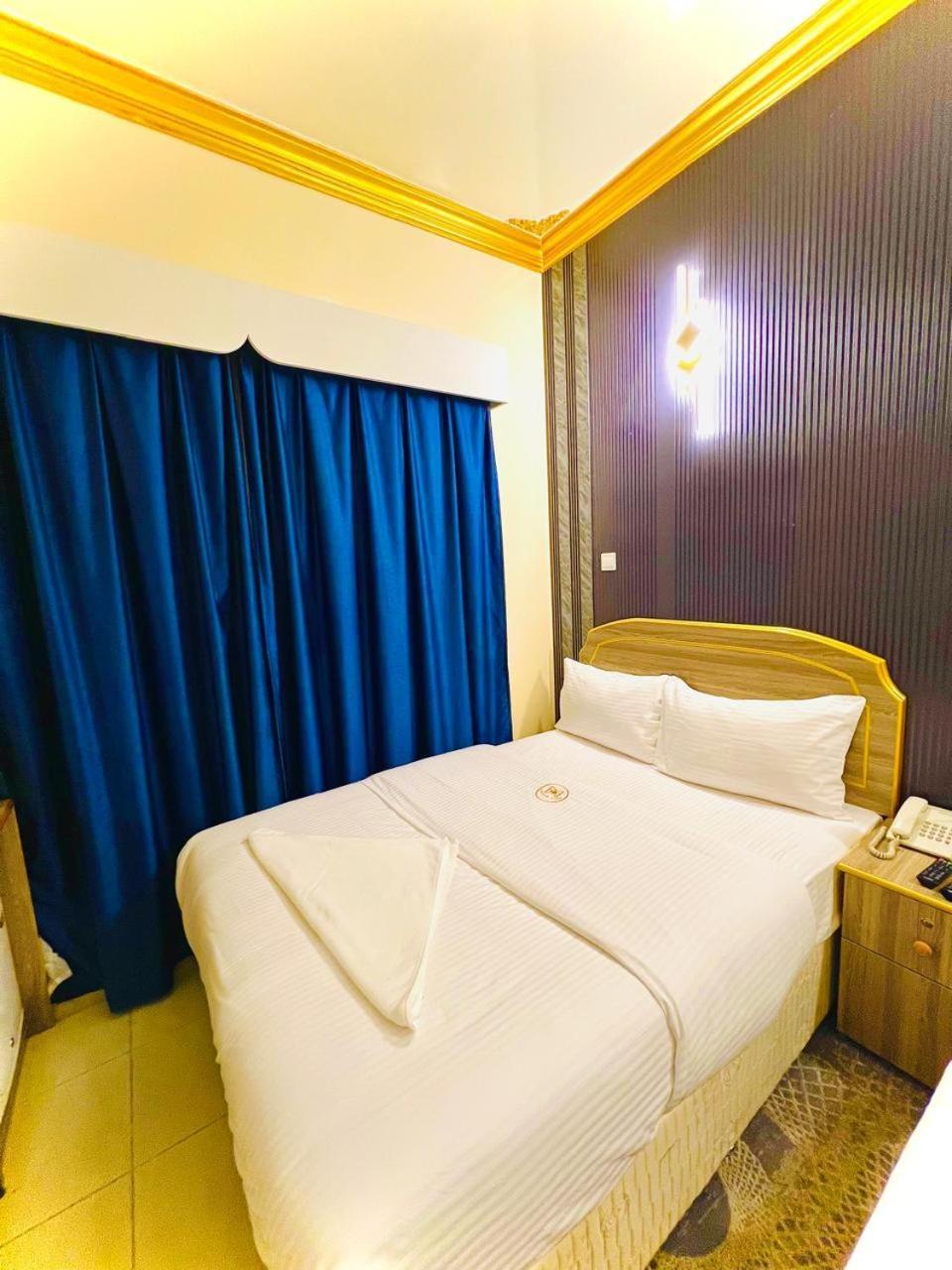 Galaxy Star Hotel Дубай Екстер'єр фото