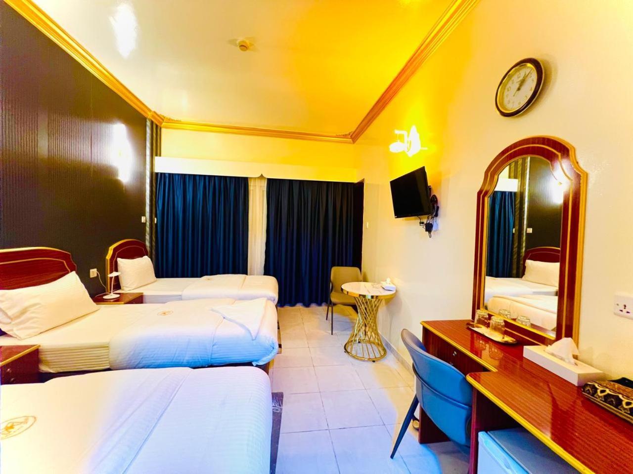 Galaxy Star Hotel Дубай Екстер'єр фото