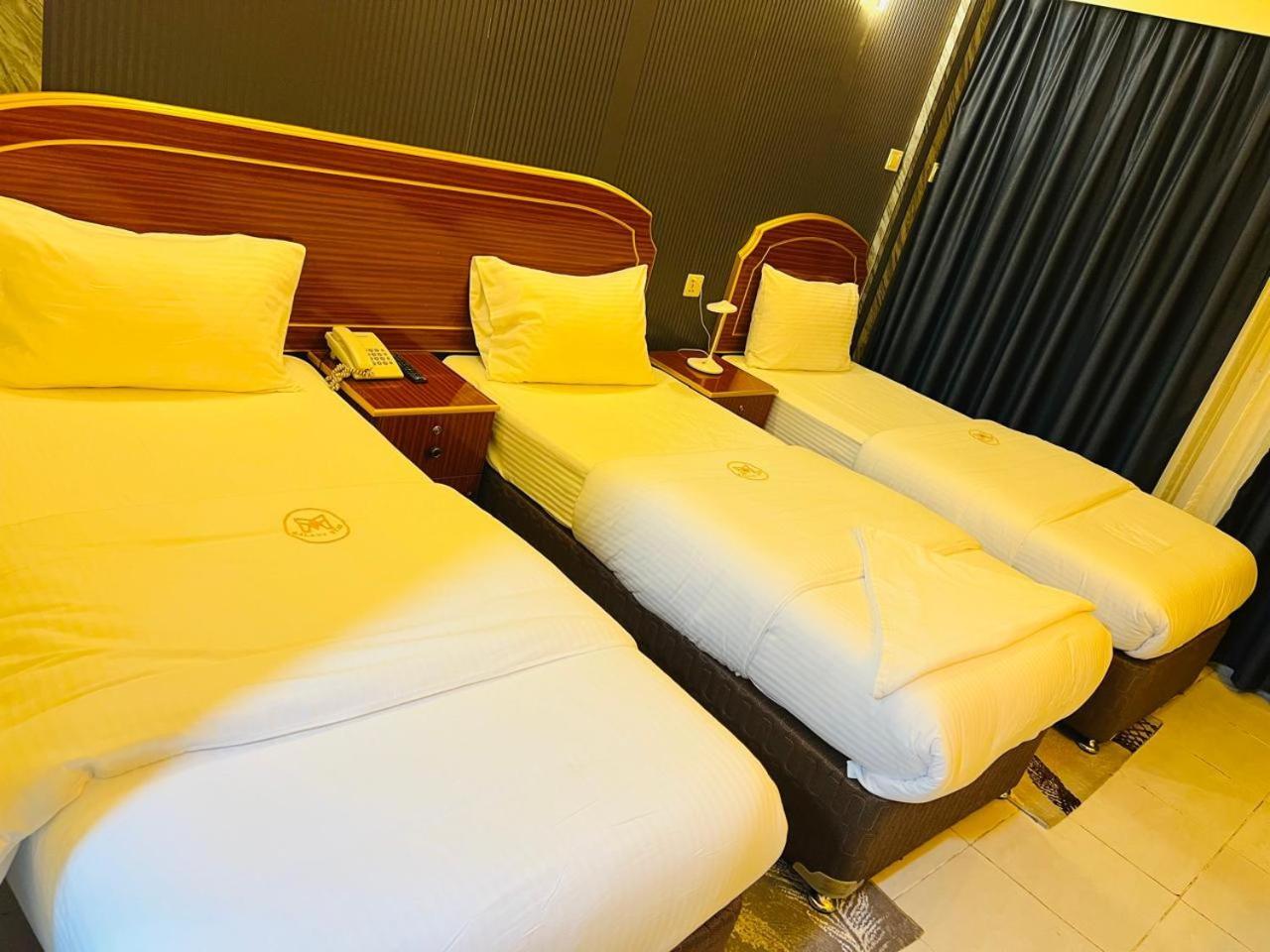 Galaxy Star Hotel Дубай Екстер'єр фото