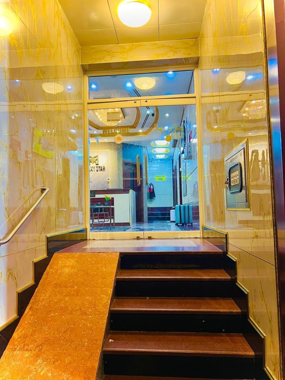 Galaxy Star Hotel Дубай Екстер'єр фото