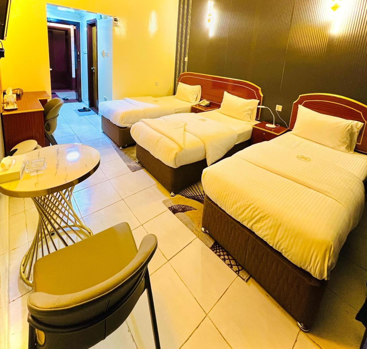 Galaxy Star Hotel Дубай Екстер'єр фото