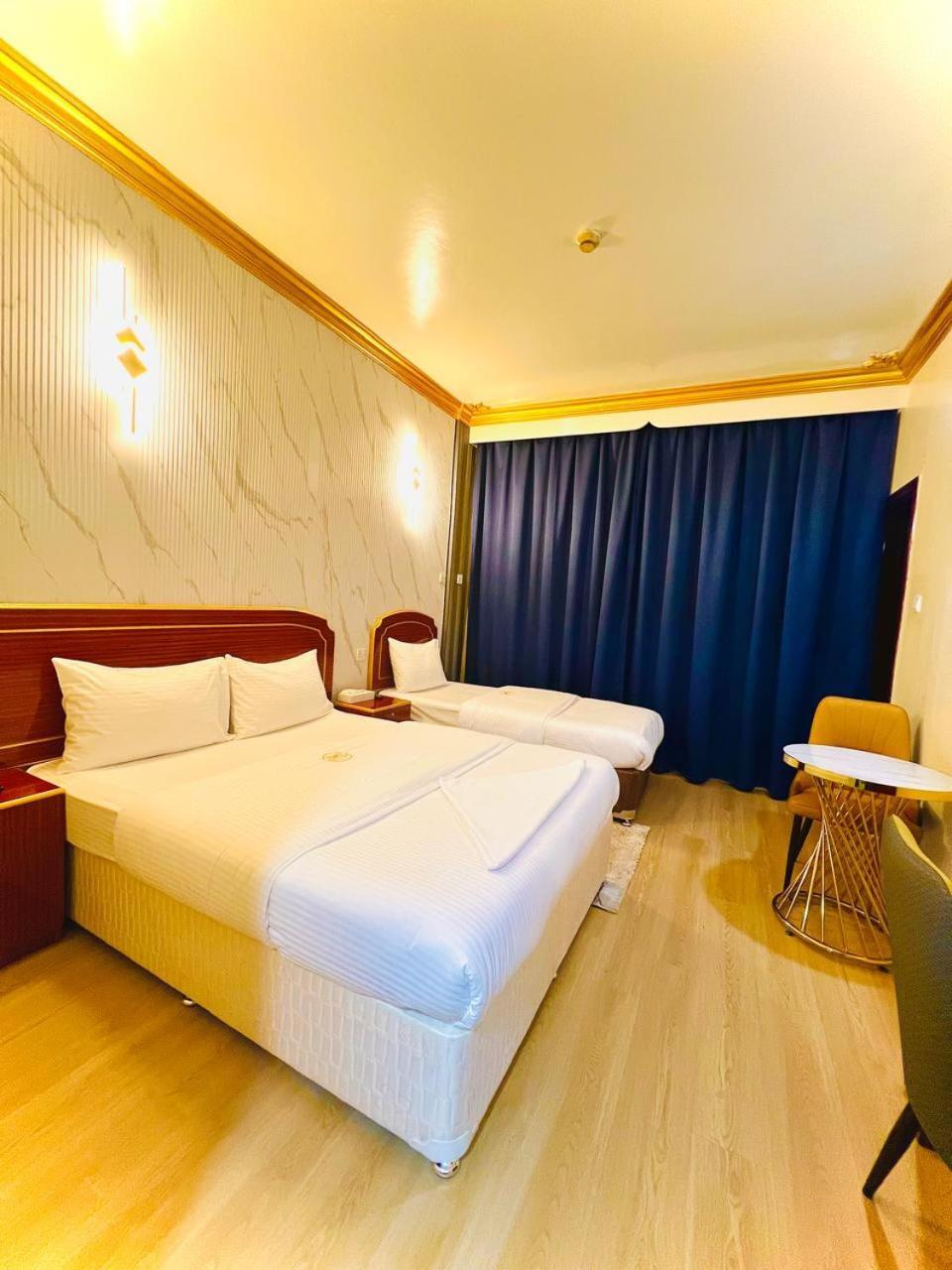 Galaxy Star Hotel Дубай Екстер'єр фото