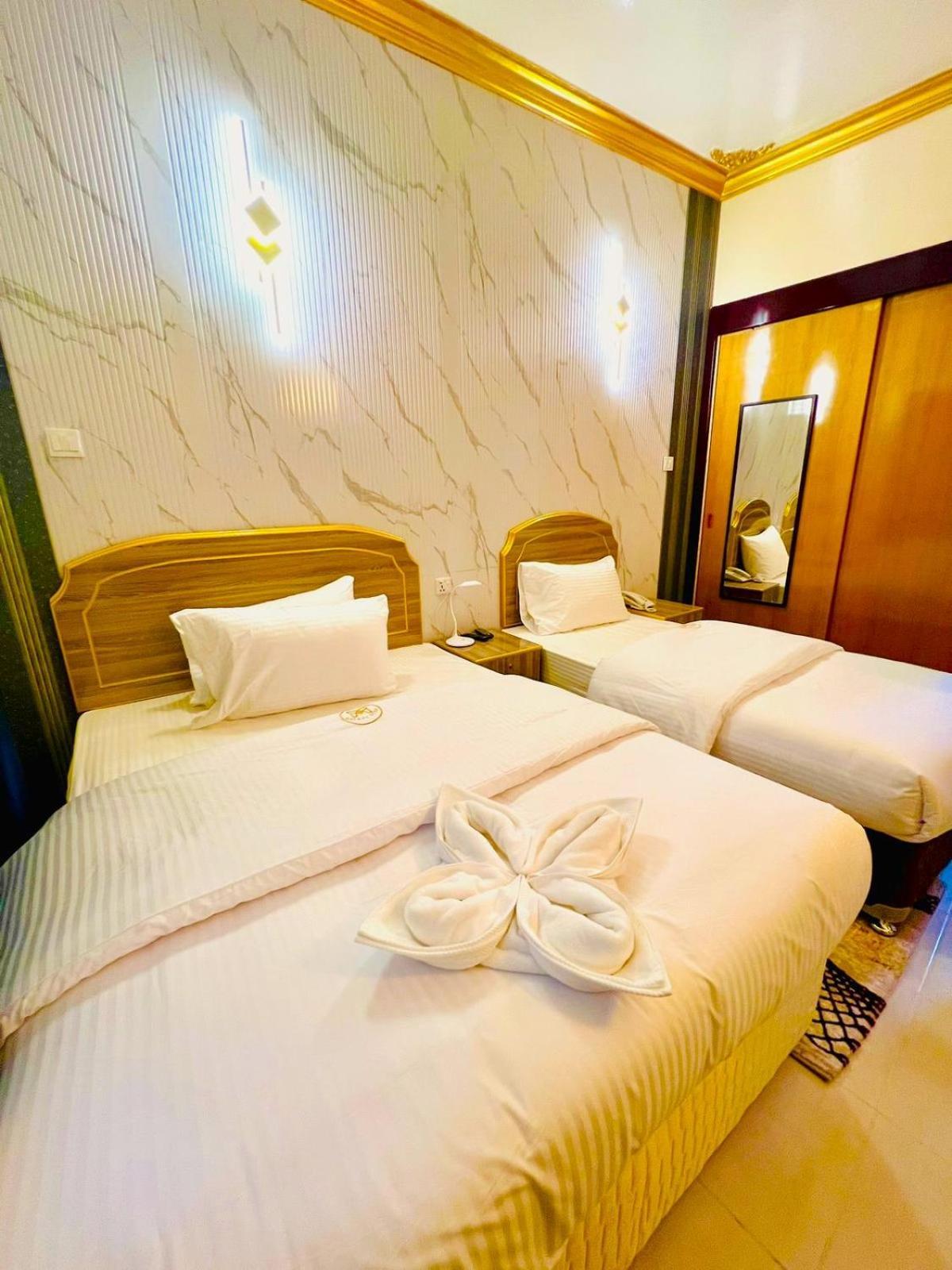 Galaxy Star Hotel Дубай Екстер'єр фото