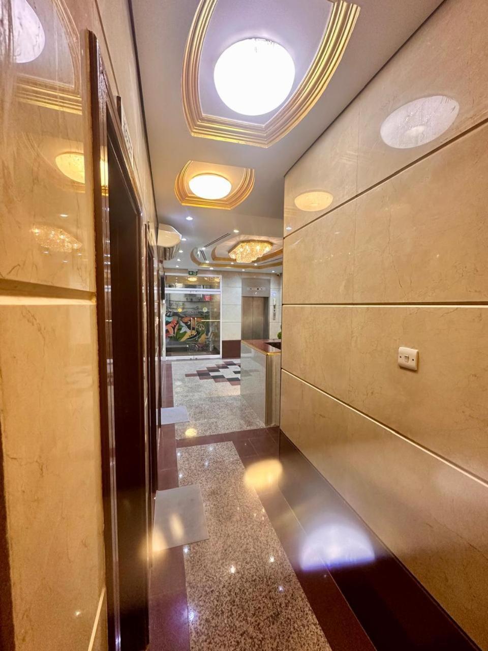 Galaxy Star Hotel Дубай Екстер'єр фото