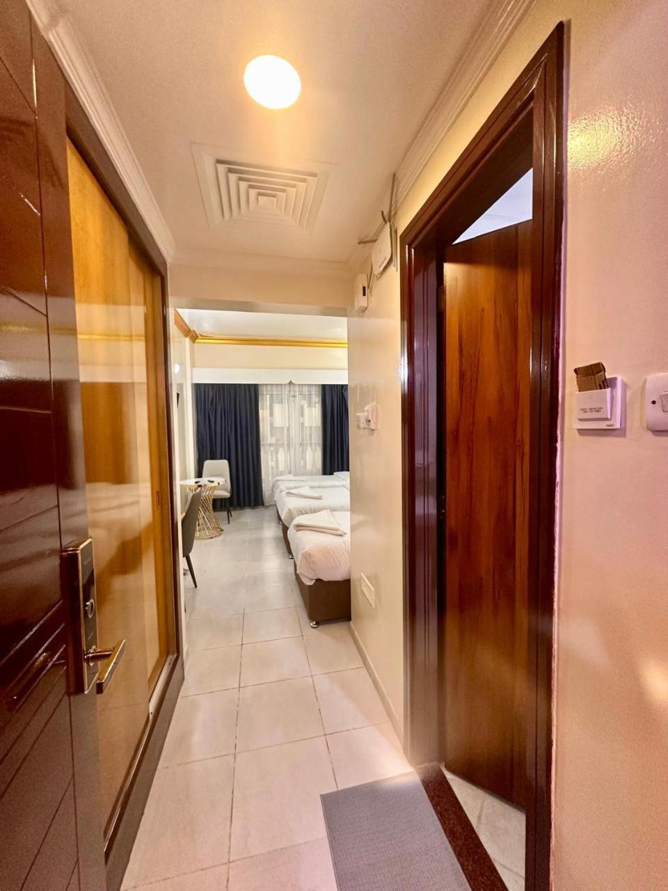 Galaxy Star Hotel Дубай Екстер'єр фото