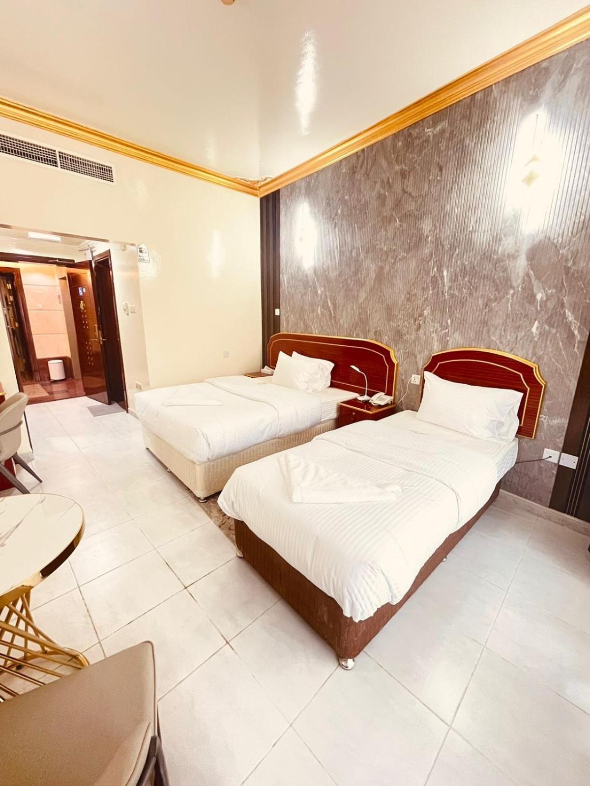 Galaxy Star Hotel Дубай Екстер'єр фото